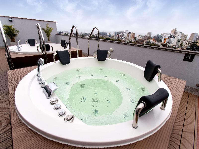 Hampton by Hilton Lima San Isidro image