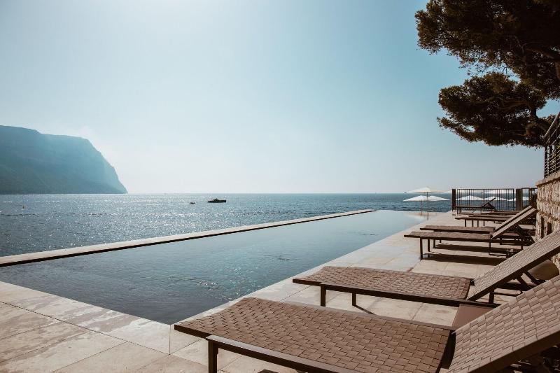 Les Roches Blanches de Cassis image