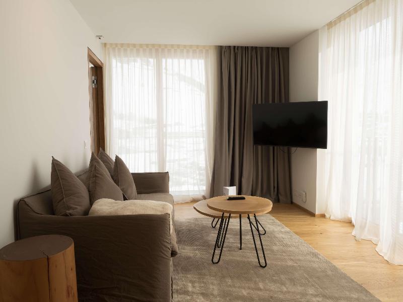 Radisson Blu Hotel Reussen, Andermatt image