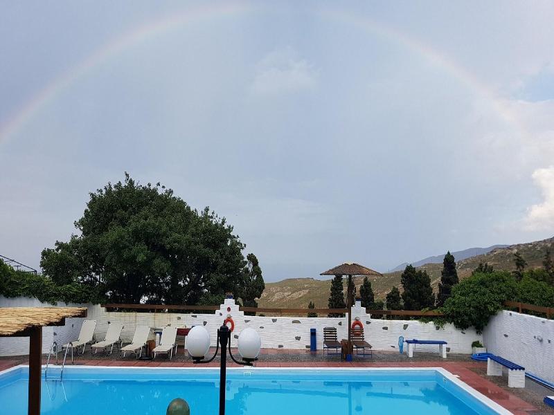 Sariza Spring Hotel image