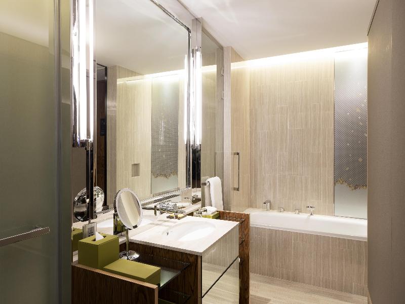 Hyatt Regency Bangkok Sukhumvit image