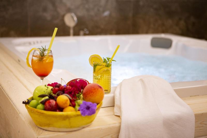 Suna Sun Boutique Hotel image