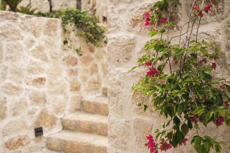 Suna Sun Boutique Hotel image