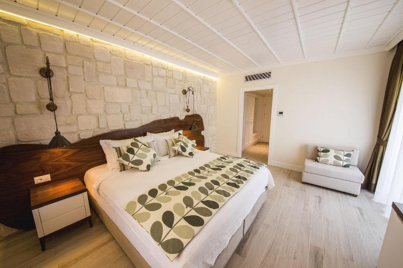 Suna Sun Boutique Hotel image