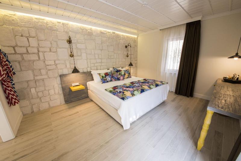 Suna Sun Boutique Hotel image