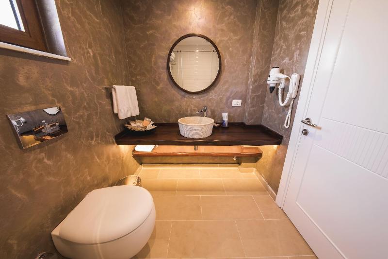 Suna Sun Boutique Hotel image