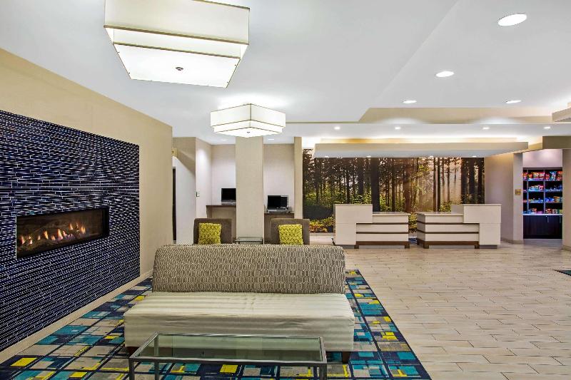 La Quinta By Wyndham Branson - Hollister
