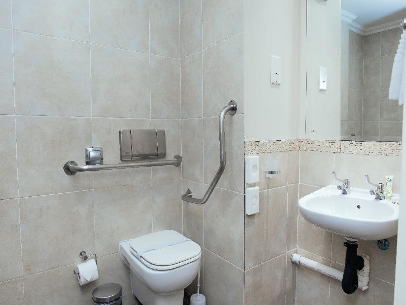 Cresta Lodge Gaborone image