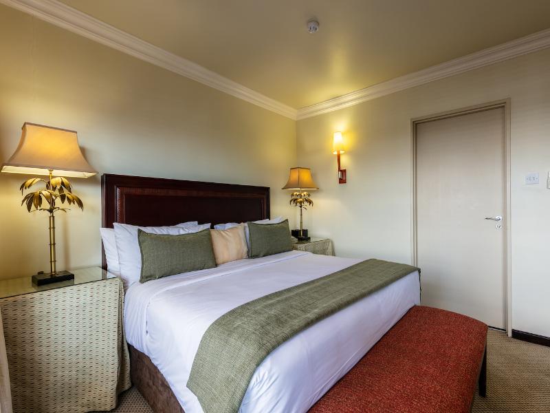 Cresta President Hotel image