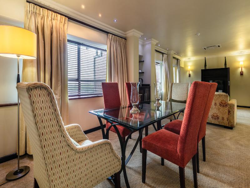 Cresta President Hotel image