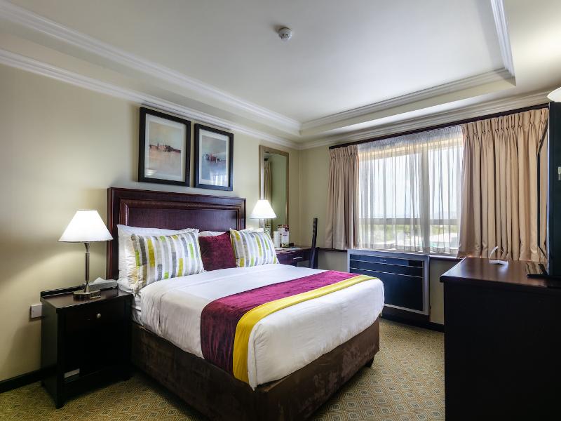 Cresta President Hotel image
