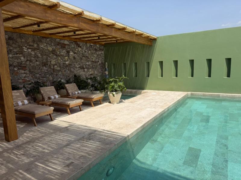 Boutique Casareyna image