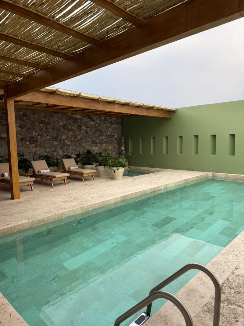 Boutique Casareyna image
