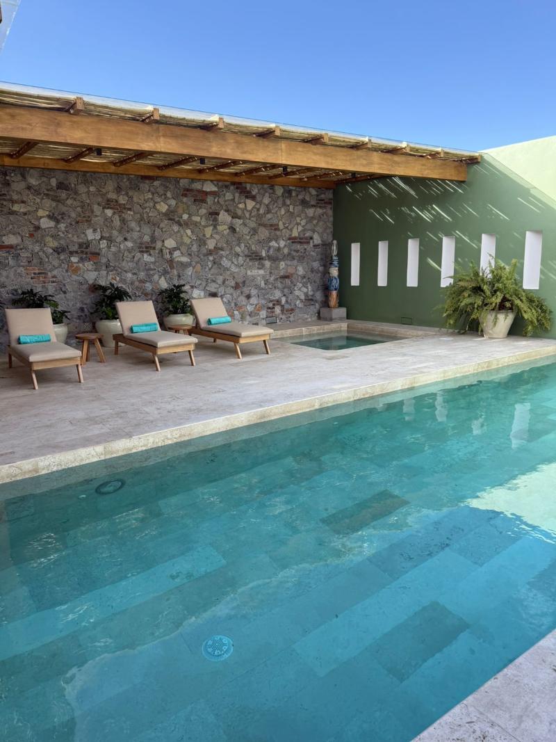 Boutique Casareyna image