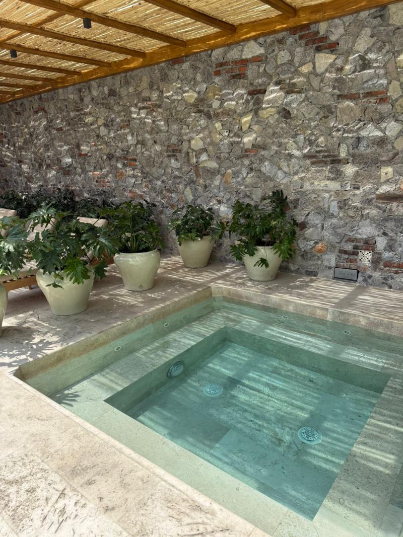 Boutique Casareyna image