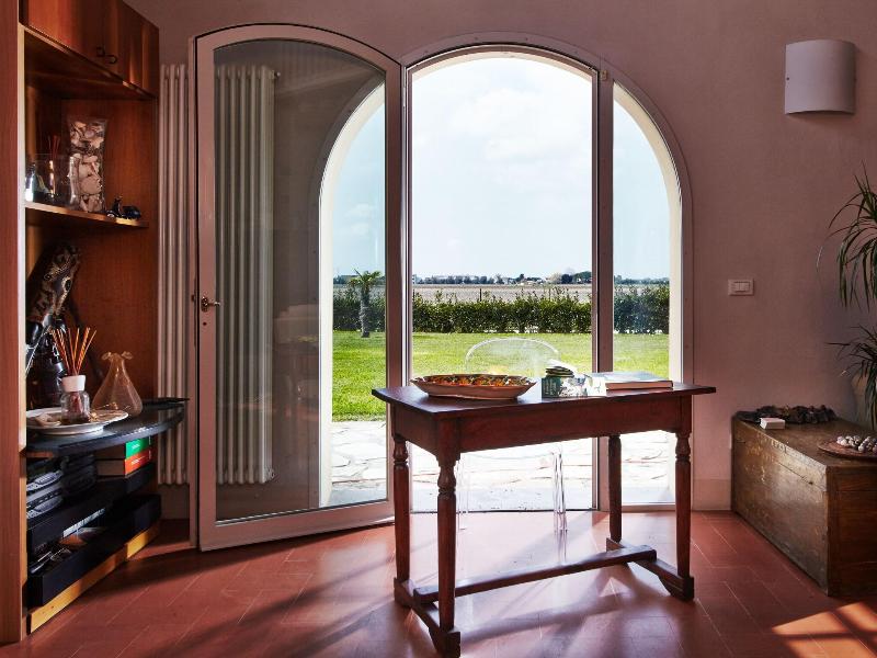 B&B Canova image