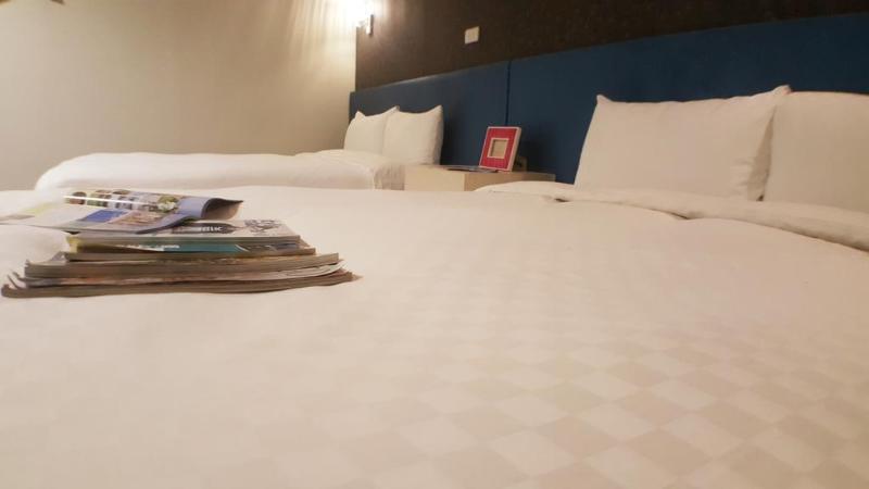 Walker Hotel Zhengyi image