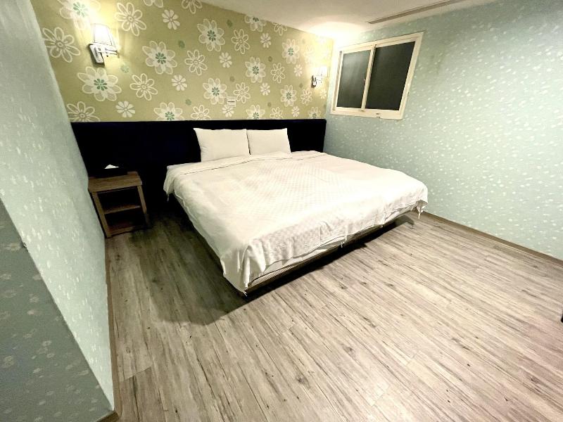 Walker Hotel Zhengyi image