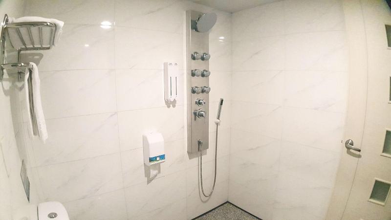 Walker Hotel Zhengyi image