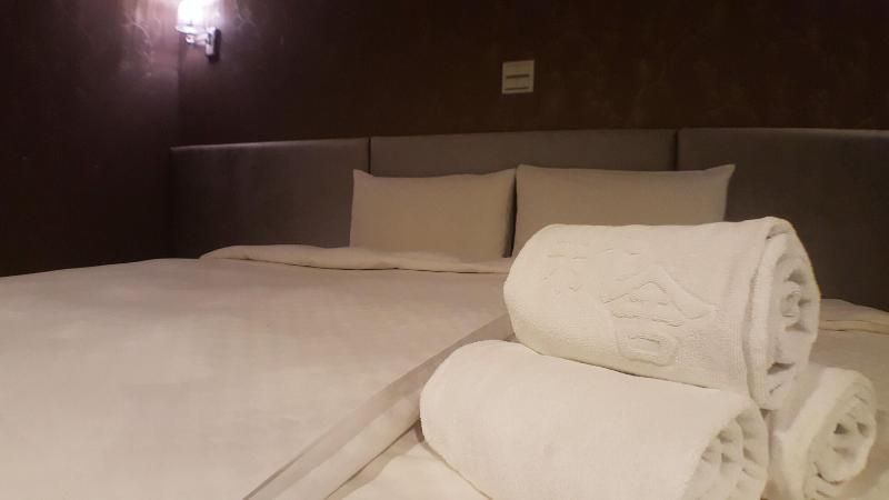 Walker Hotel Zhengyi image