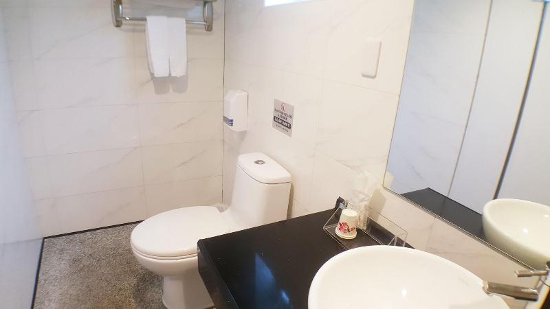 Walker Hotel Zhengyi image