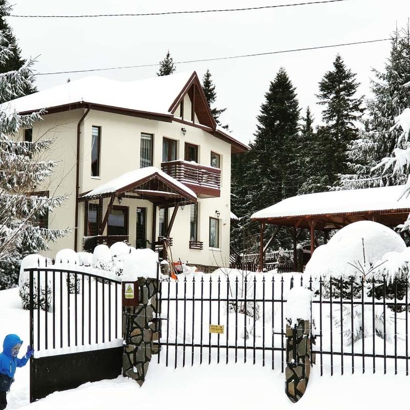 Fox Valley Villa image