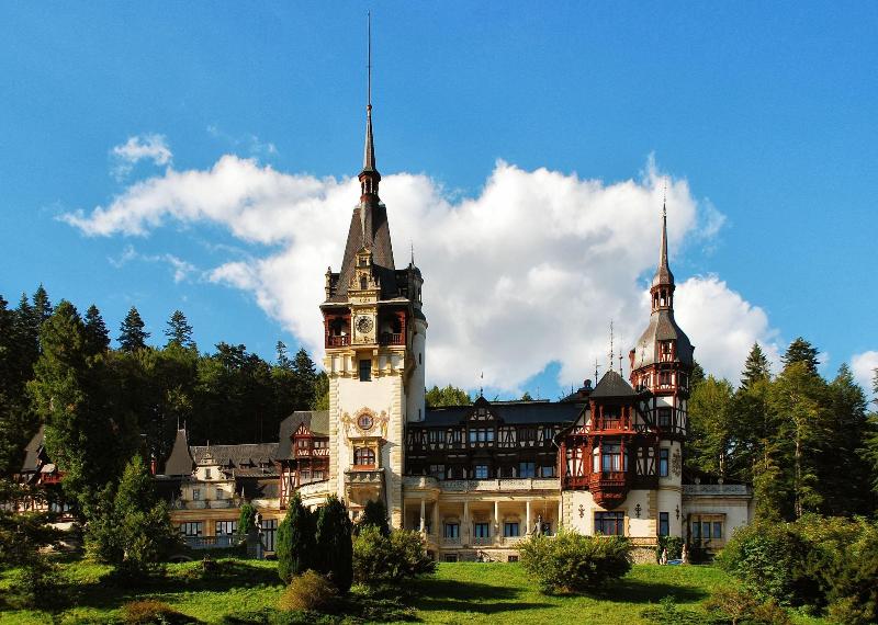 Fox Valley Villa image