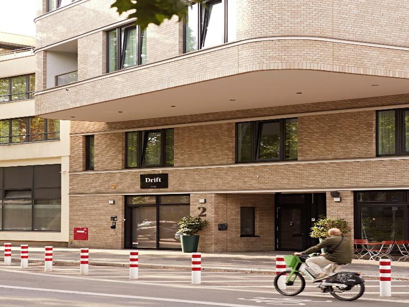 numa Drift Rooms & Apartments image