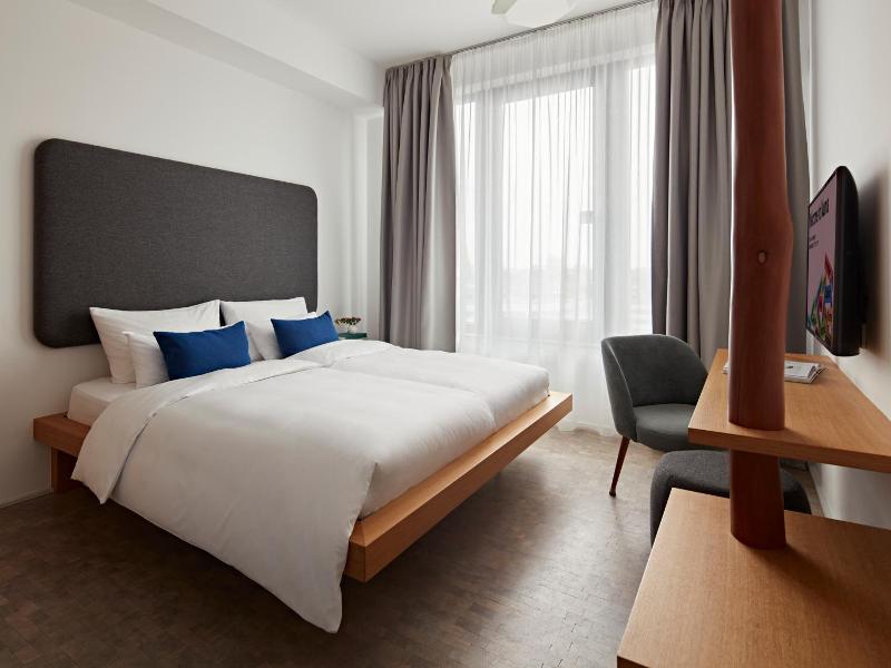 numa Drift Rooms & Apartments image