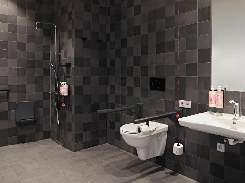 numa Drift Rooms & Apartments image