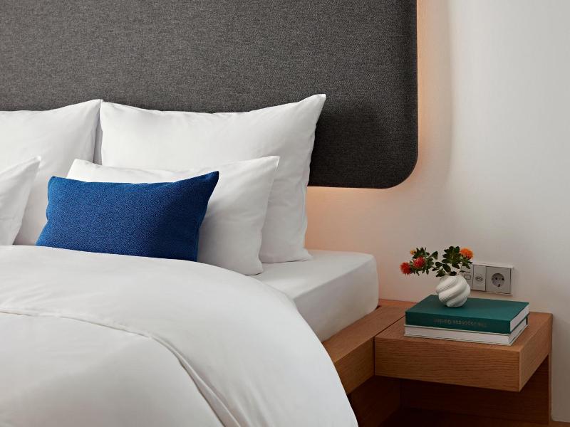numa Drift Rooms & Apartments image