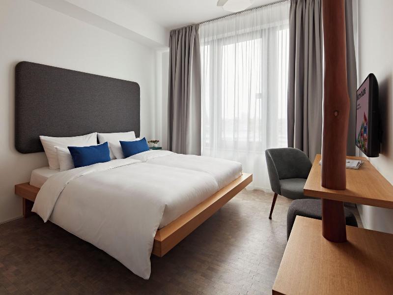 numa Drift Rooms & Apartments image
