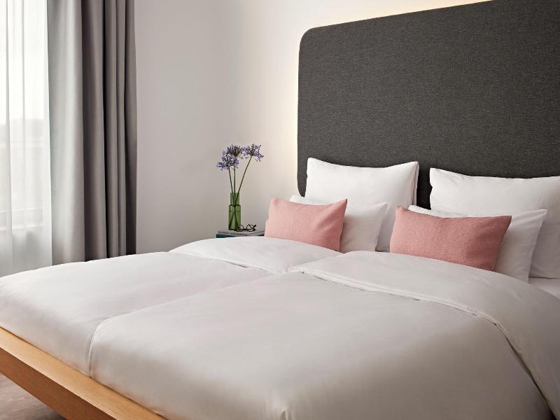 numa Drift Rooms & Apartments image