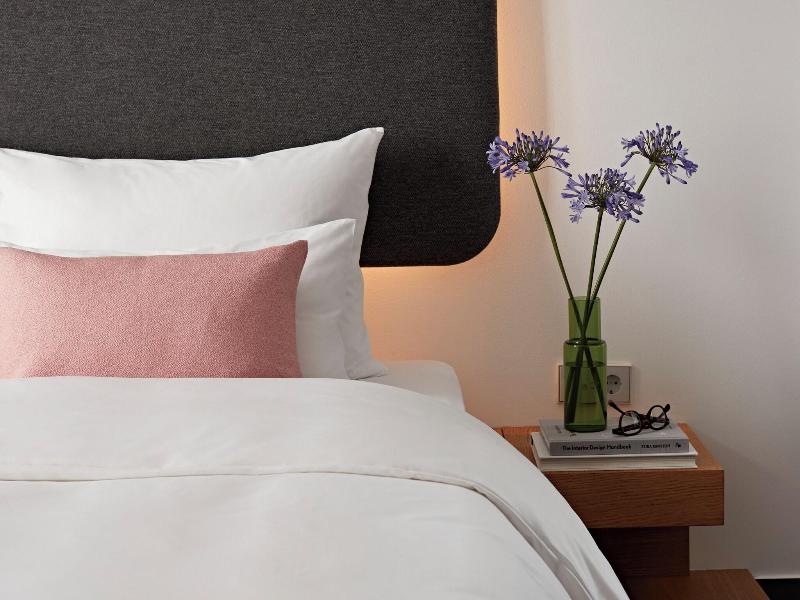 numa Drift Rooms & Apartments image