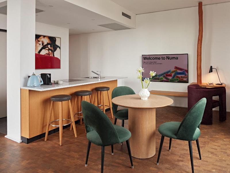 numa Drift Rooms & Apartments image