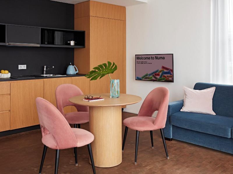 numa Drift Rooms & Apartments image