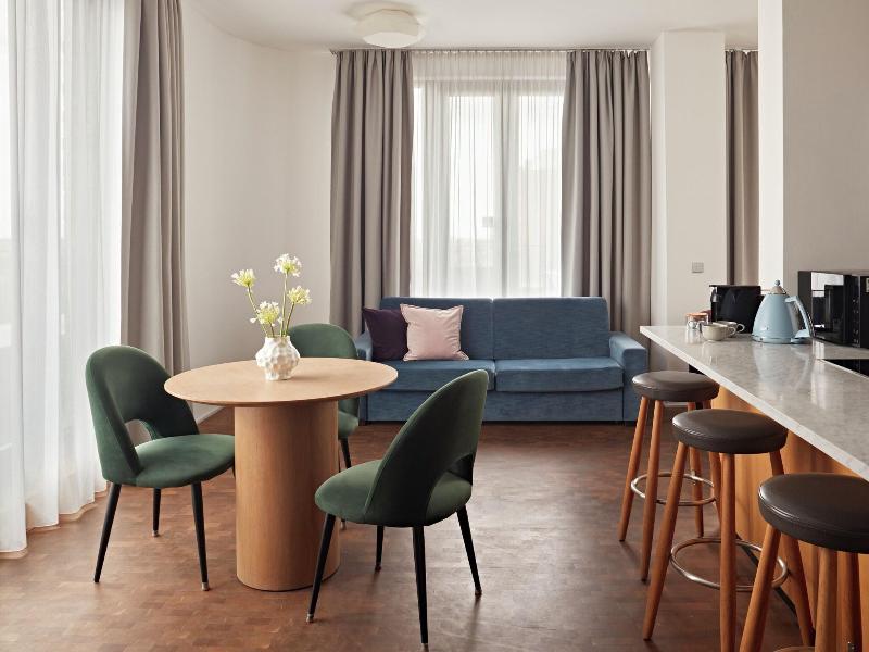 numa Drift Rooms & Apartments image