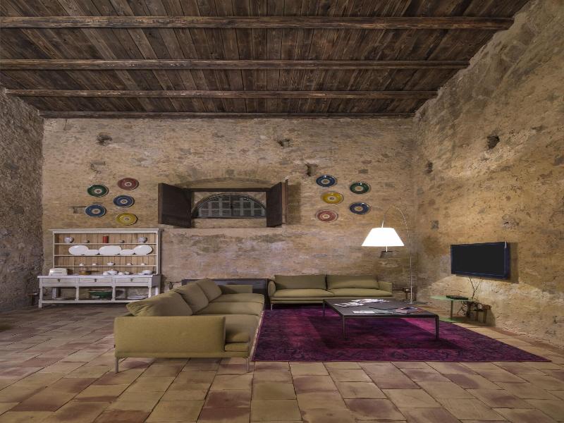 Wine Relais Feudi Del Pisciotto image