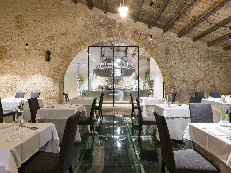 Wine Relais Feudi Del Pisciotto image