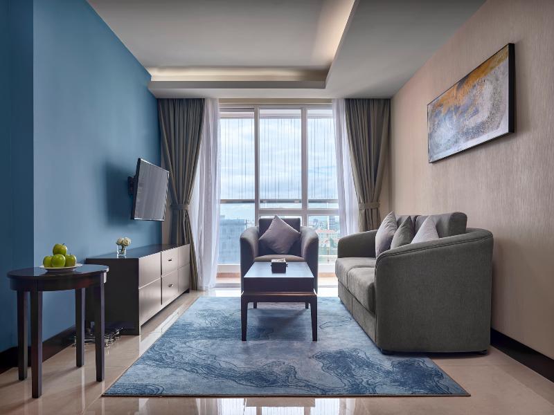 Olympia City Hotel By Dara image