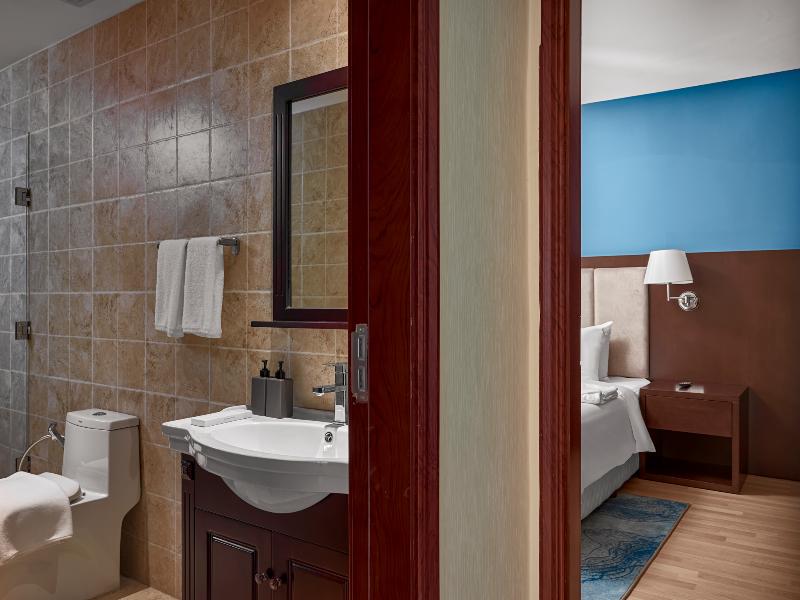 Olympia City Hotel By Dara image