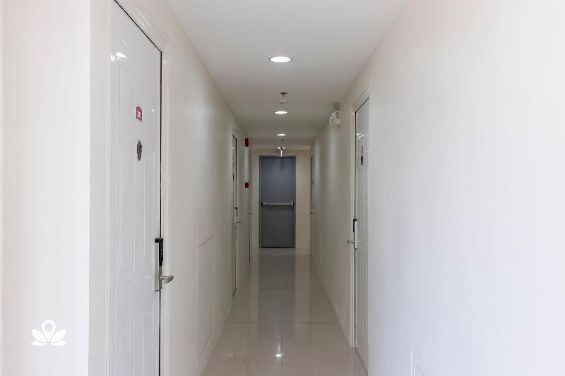 ZEN Rooms Triangle Hotel Manila — main photo