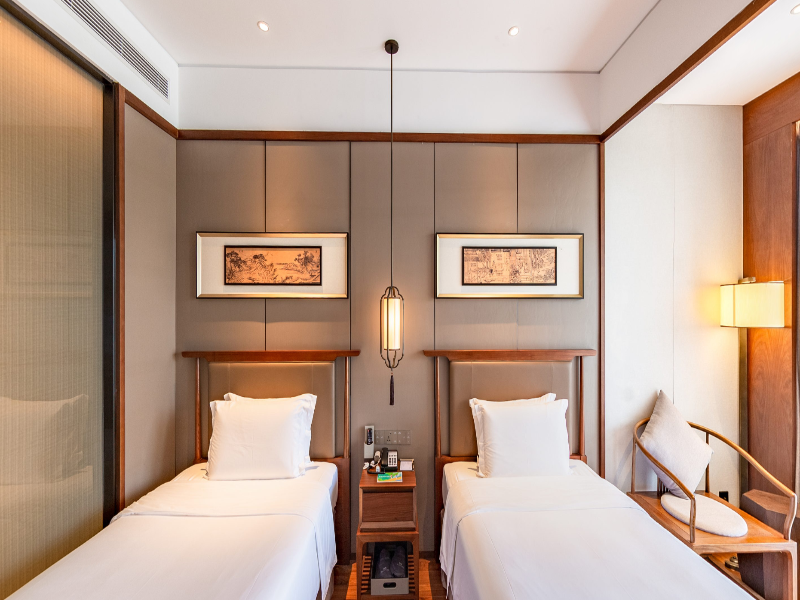 Grand Skylight International Hotel Pingshan image