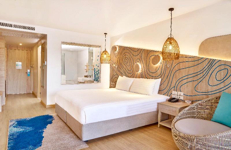 LIV Hotel Phuket Patong Beachfront image