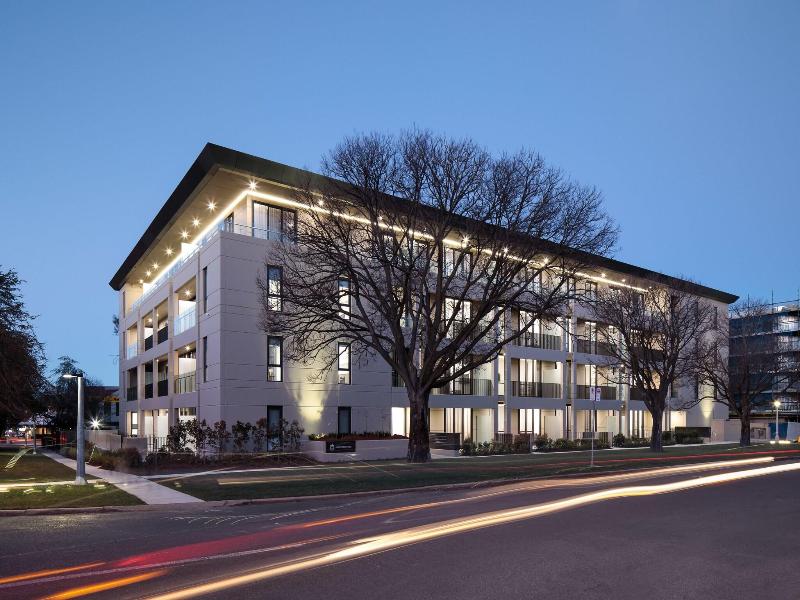 Knightsbridge Canberra image