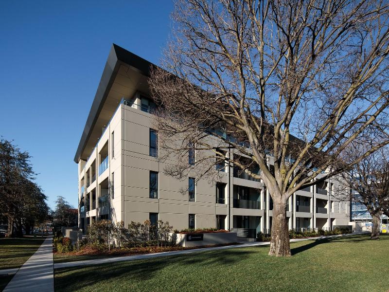 Knightsbridge Canberra image