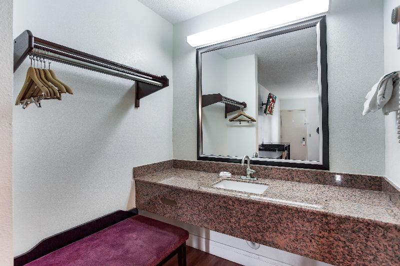 Red Roof Inn Monteagle - I-24 image