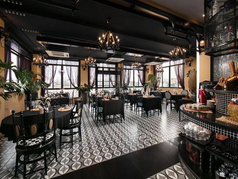 JM Marvel Hotel & Spa image
