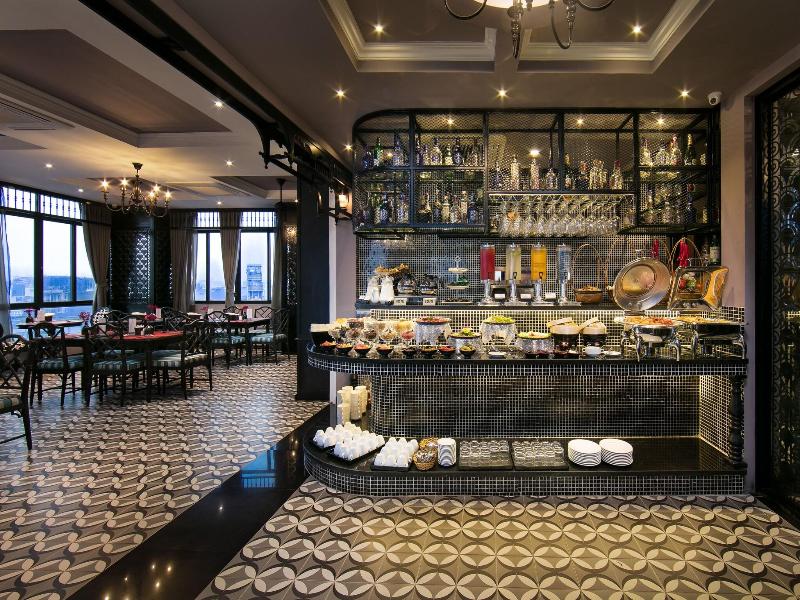 JM Marvel Hotel & Spa image