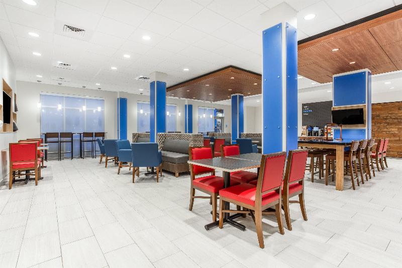 Holiday Inn Express and Suites Ottawa image